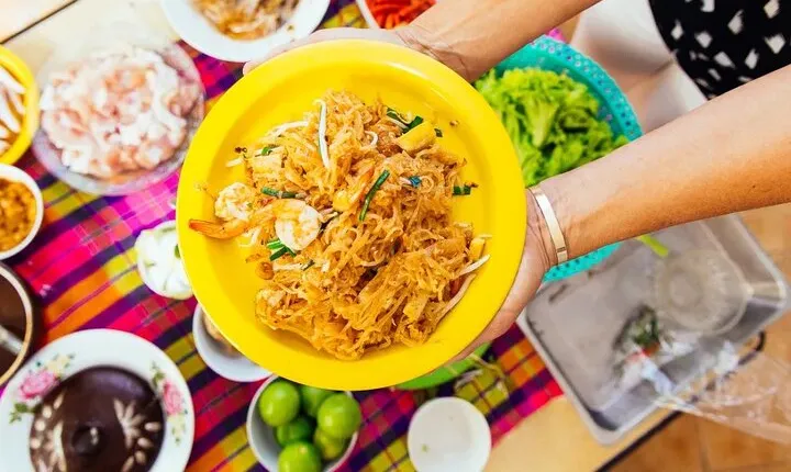 Small Group Eat, Drink and Explore -Bizzerie or Local Food Tour
