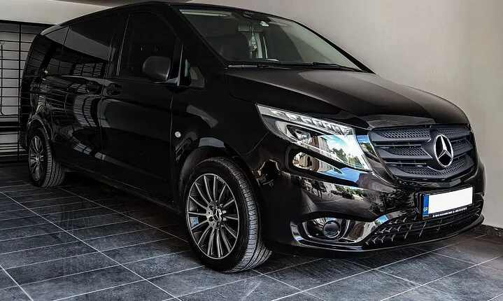 Athens Airport Private VIP Transfer – Meet & Greet, Luxury Van