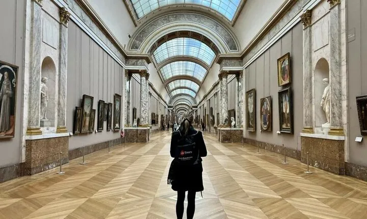 Private Mona Lisa First Access Louvre Tour