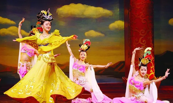 Private Tour of Terracotta Warriors and Tang Dynasty Dinner Show in Xi'an