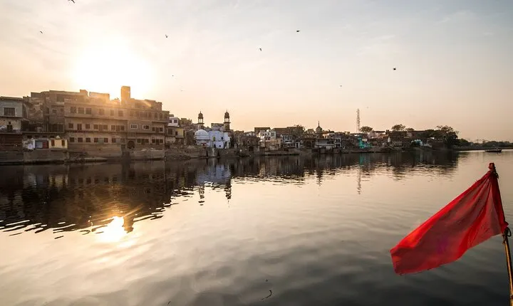 Heritage & Cultural Trails of Mathura (2 Hours Guided Walking Tour)