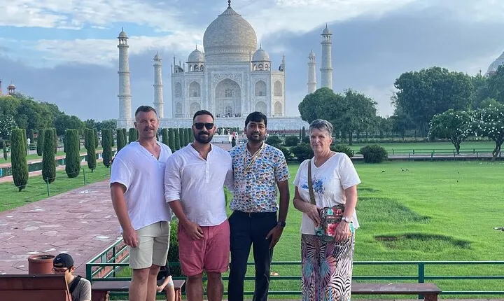 Taj Mahal & Agra Fort Private Tour: Skip-The-Line Tickets & Guide
