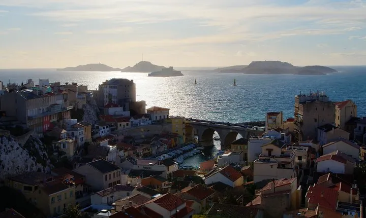 Touristic highlights of Marseille a Private half day tour with a local