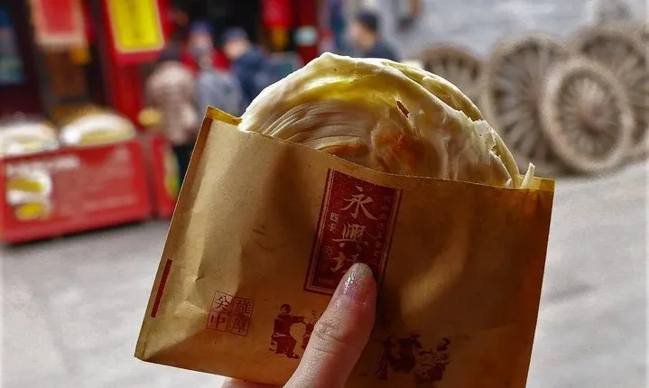 Authentic Old Xi'an Back Alley Food Tour