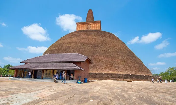 Anuradhapura Ancient City Day Tour From Kandy