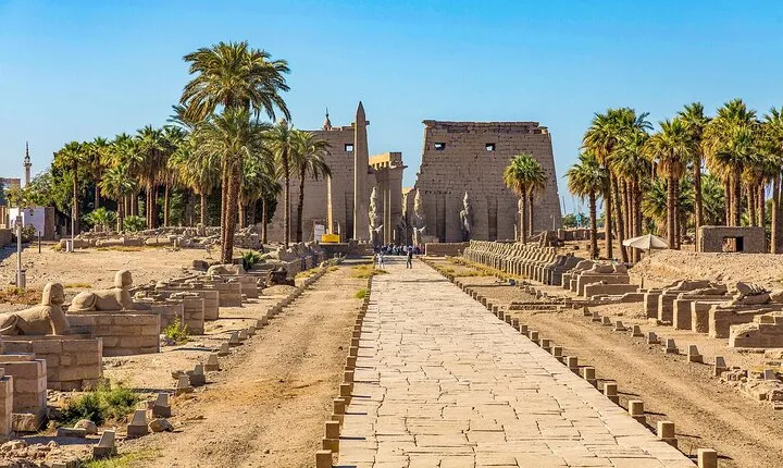 4-Days Nile Cruise 3-Nights & Tours From Aswan To Luxor Hot Deal