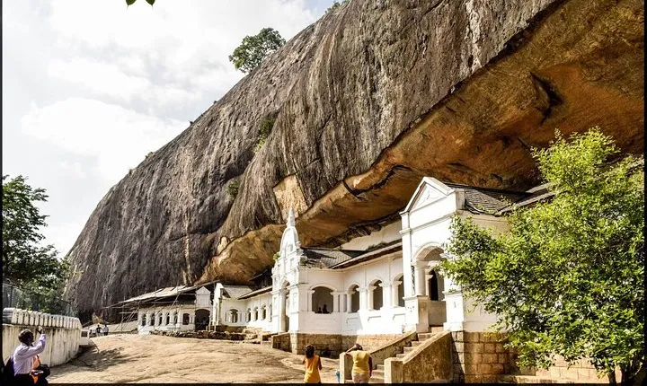 Amazing Round Tour in Sri Lanka ( 9 Nights/10 Days)