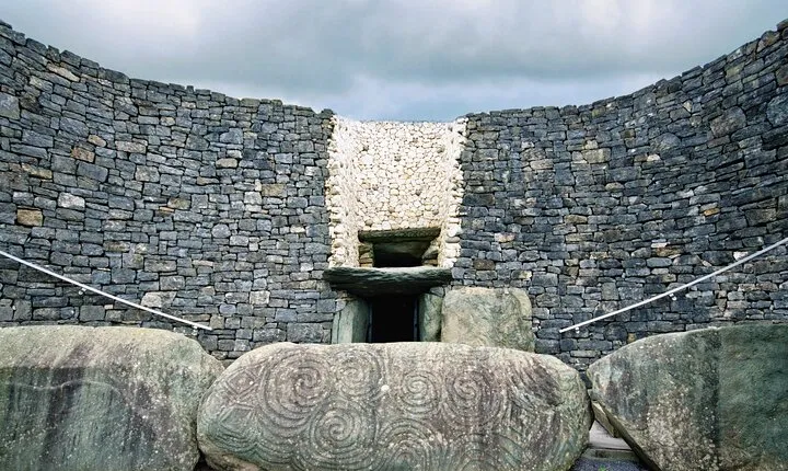 Private Tour of Newgrange and The Hill of Tara 