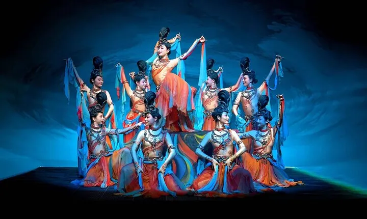The Romantic Show of Xi'an Cultural Show With Transportation