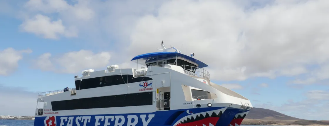Lanzarote express ferry with transfer