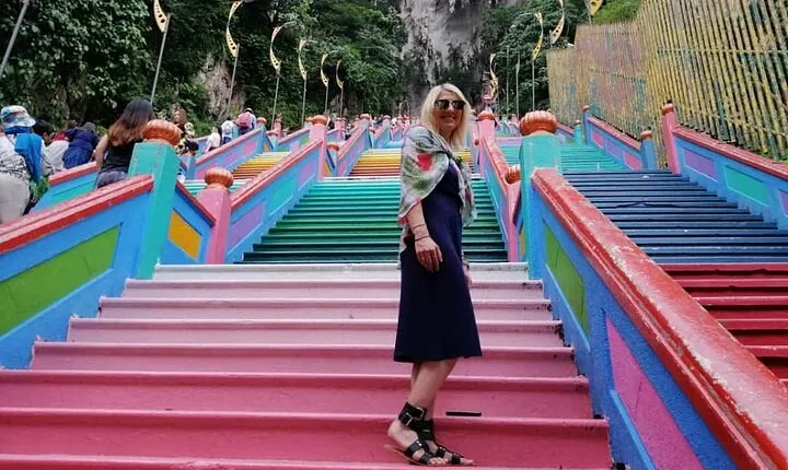 Genting Highlands to Kuala Lumpur EN-ROUTE Batu Caves Tour