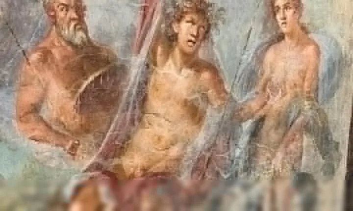 Private Tour to Pompeii and Amalfi Coast from Rome with an Archaeologist