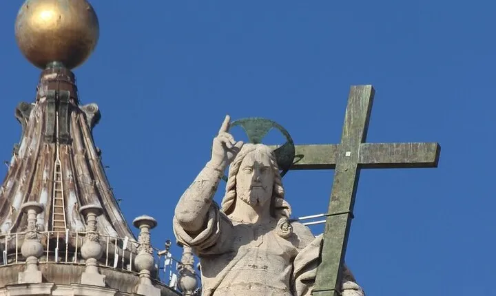 Budapest Discoveries 2 hours Private Guided Walking Journey