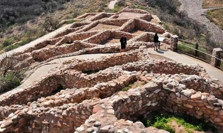 Private Montezuma Castle - Tuzigoot National Mont. in Luxury Car