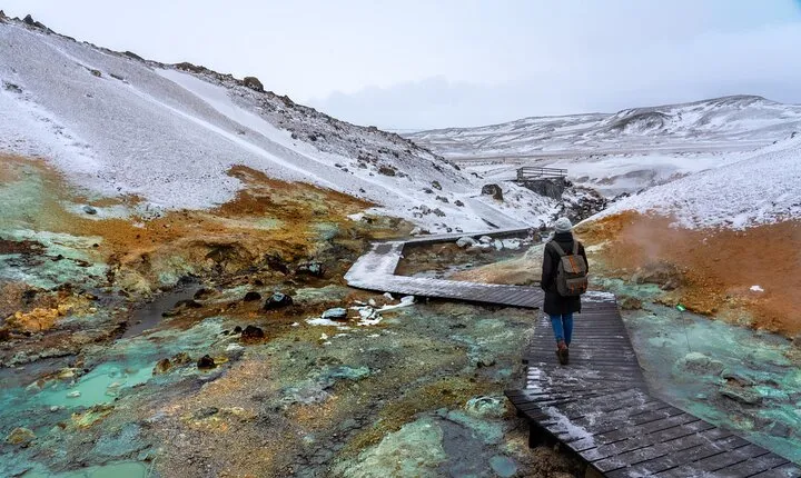 "Moonwalk" in the land of fire - with Reykjavik sight seeing