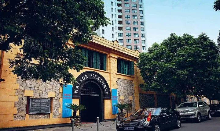 Hanoi War Sites Walking Tour