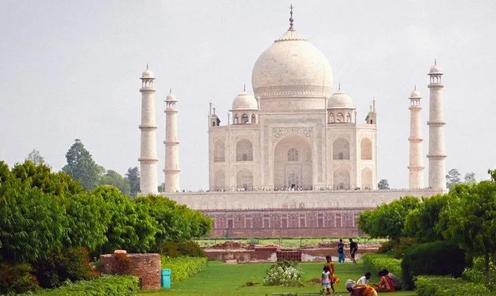 From Delhi : Private Trip To Agra with Taj Mahal and Agra Fort 