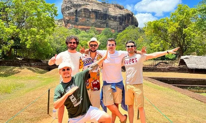 From Colombo: Sigiriya and Dambulla Day Trip and Safari