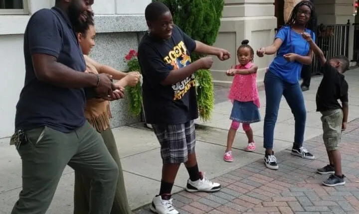 Santa Fe City Scavenger Hunt Excursion by Zombie Scavengers