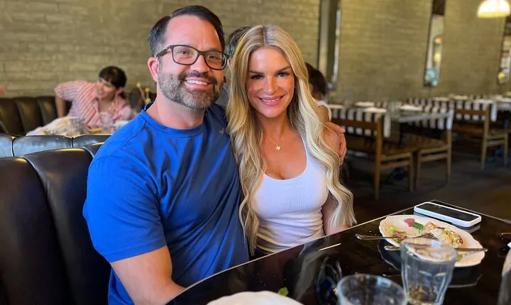 Gourmet Hollywood Walking Food Tour with Delicious Dish Tours