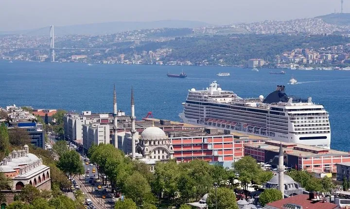 Istanbul Private Transfer from City Hotels to Cruise port