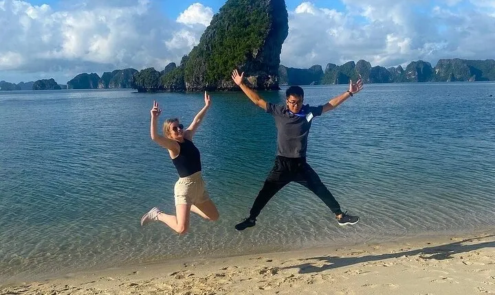 Discover Hidden Gems 2-Day Cruise to Ha Long & Bai Tu Long Bay