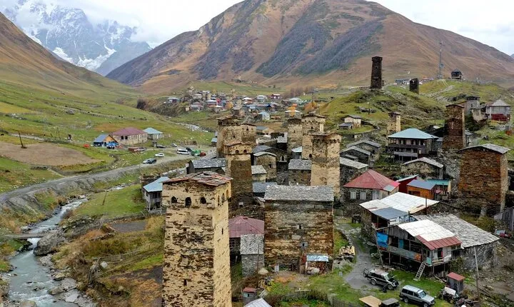3-Day Private Mestia and Ushguli Tour from Kutaisi
