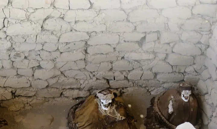 Chauchilla Cemetery and Artisans Workshop Tour