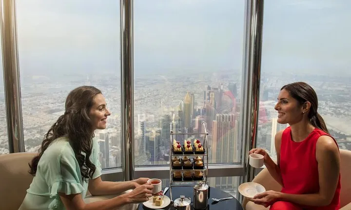  The Lounge Burj Khalifa Level 154 +153 + 152 With Dining Choices
