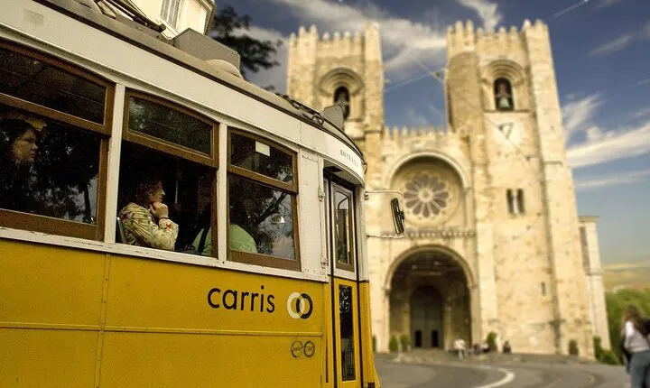 Lisbon (Bairro Alto and Baixa) private walking tour with a Professional Guide