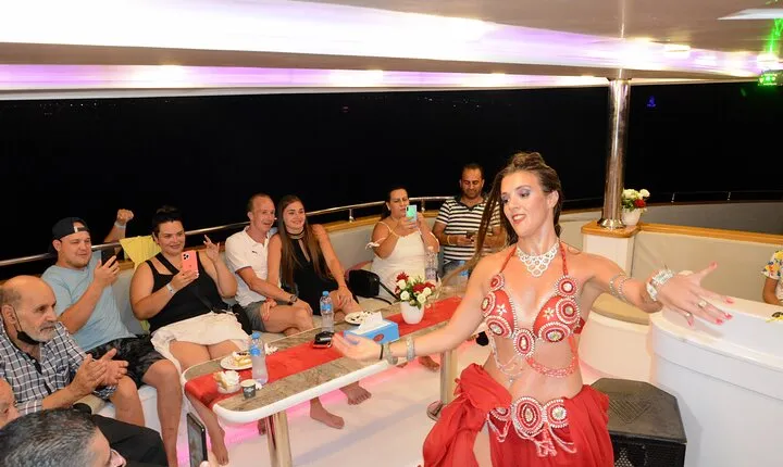Belly Dance Boat Party with Live Band & Dinner – Sharm El Sheikh