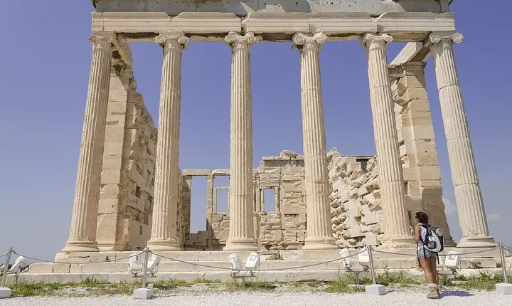 Private Half Day Athens Tour (Acropolis, Museum & Highlights)