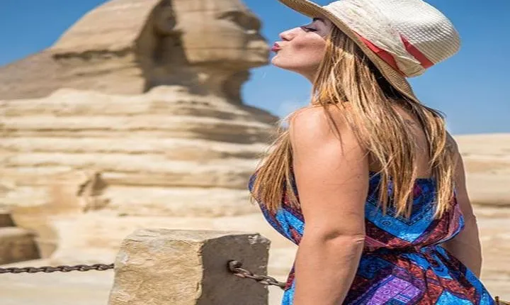  Private Giza Pyramids,Egyptian Museum,Bazzar, Alexanderia port 