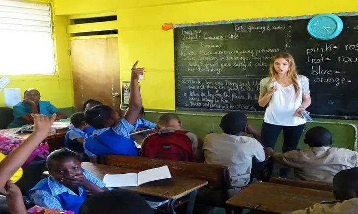 14days Volunteer Teaching in Kenya