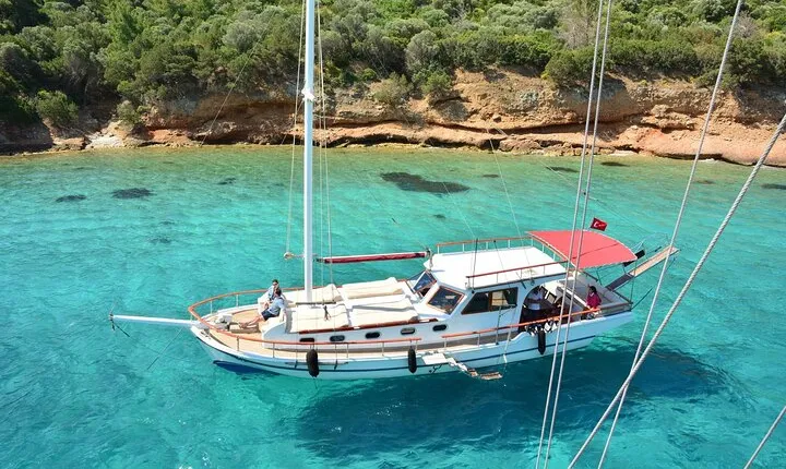 Private Boat Experience in Bodrum Coast with Snorkeling and Coves