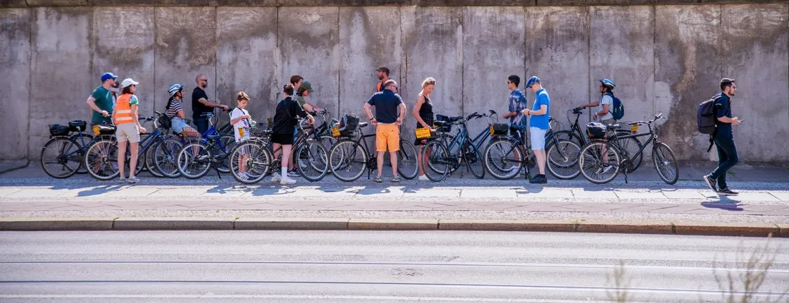 Berlin Wall and Cold War Bike Tour in German