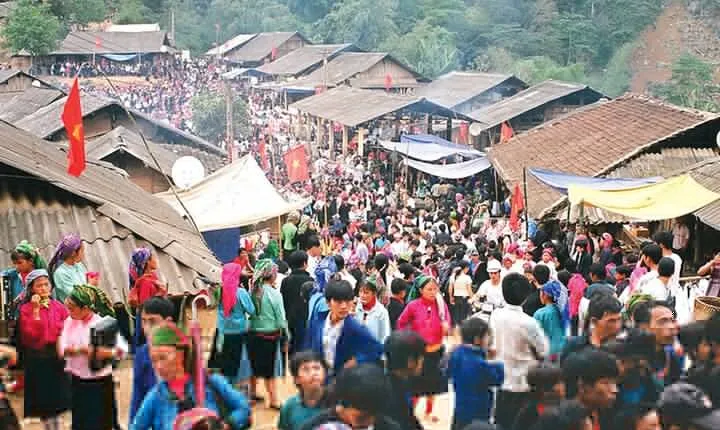 Sapa Bac Ha Market 2D1N Tour (Overnight In Hotel, Only Saturday)