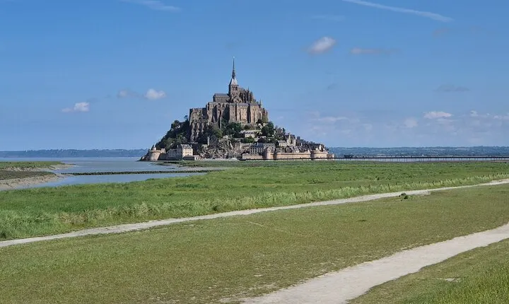 Private Tour in Mont St Michel and Normandy Coast