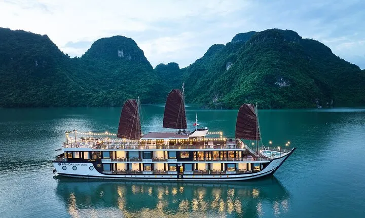 Amanda Luxury Cruise 3D2N Halong & Lan Ha Bay Tour from Hanoi