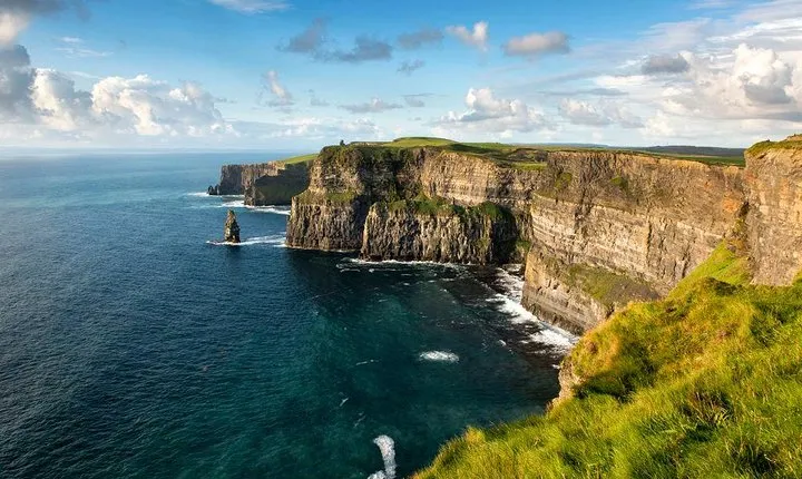 Dublin to Cliffs of Moher, Burren, Wild Atlantic Way, Galway Tour