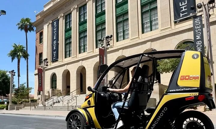 2 Hour Mob History Tour in Talking GoCar with Mob Museum Entry