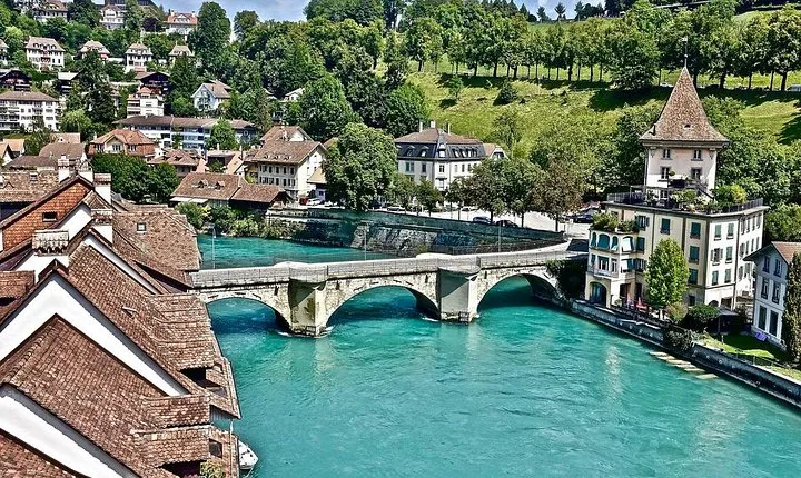 Bern Private Walking Tour with a Local