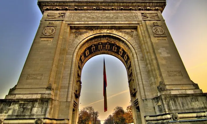 Bucharest City Tour: Private Guided Experience