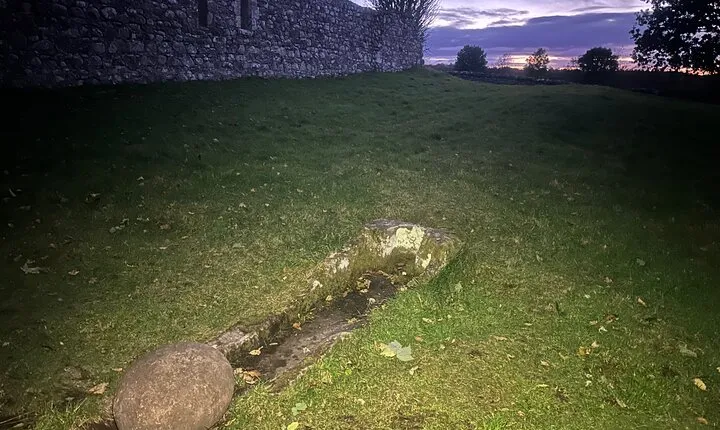 Ghost, Ghouls and Graveyards Private Highland Tour 