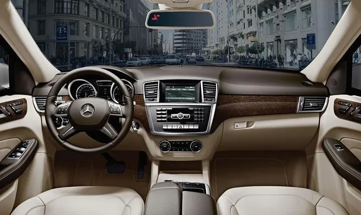 Private Departure Transfer from Central Barcelona to El Prat Airport