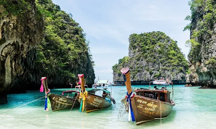 Private Half-Day Krabi Four Islands Tour with long-tail Boat
