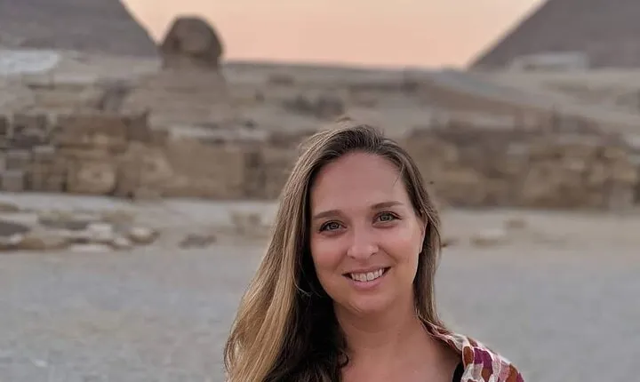 Cairo 8 Hour Private Tour of Pyramids, Egyptian Museum and Bazaar