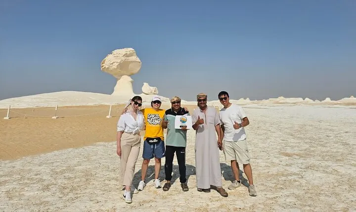 2 Days White Desert and Bahariya Oasis Tour