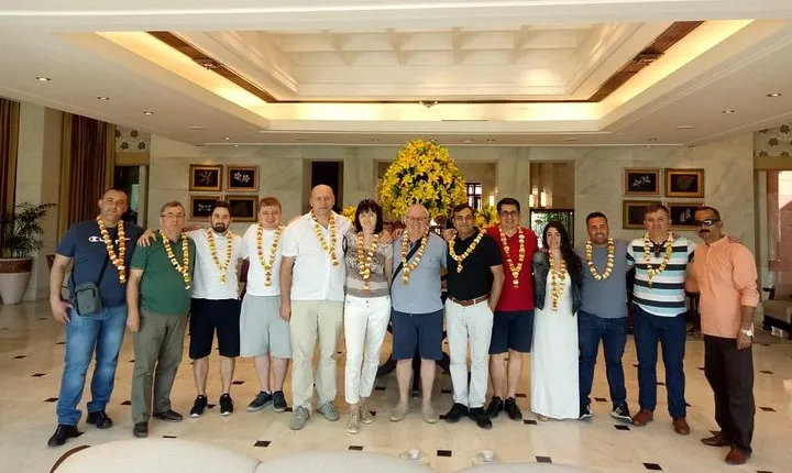 Full Day Tour Guide Services in Agra