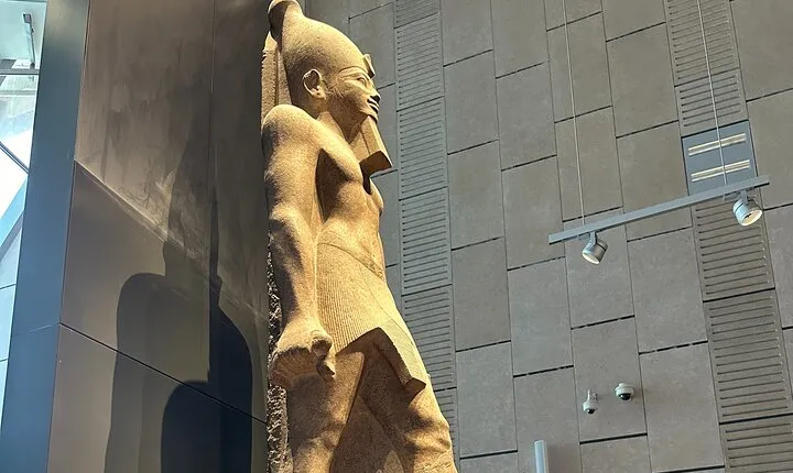 Private Pyramids, Sphinx and Grand Egyptian Museum Tour